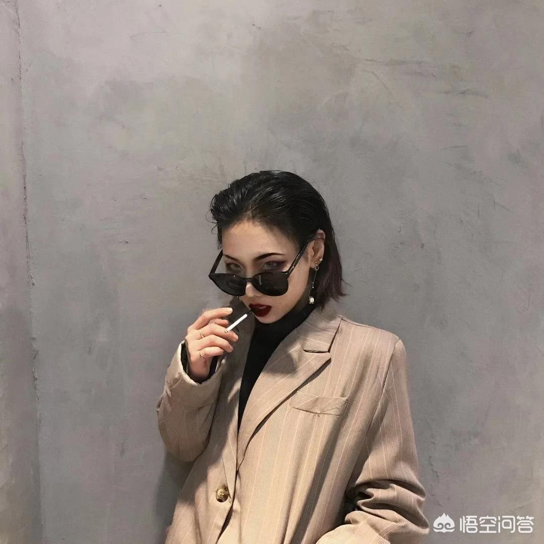 今日科普一下！假扮女儿网恋骗22万,百科词条爱好_2024最新更新